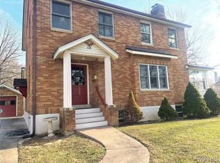 608 N 5th St, Elsberry, MO 63343