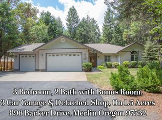 896 Barker Dr, Merlin, OR 97532