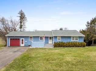 109 Eldredge Dr, Vestal, NY 13850