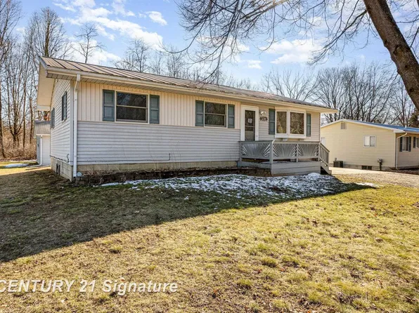 4917 Worth St, Millington, MI 48746