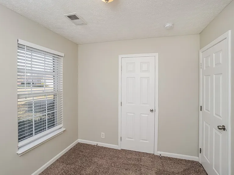 5510 Littleridge Dr — Photo 13