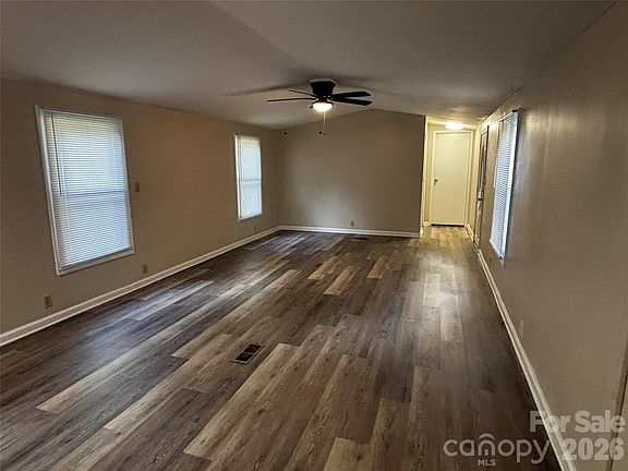 2nd image of 233 Starlight Dr