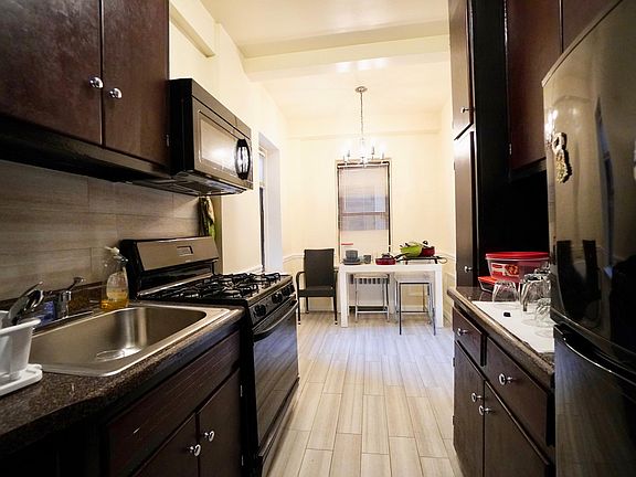 Eat in kitchen.