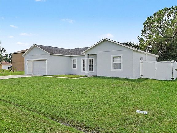 2nd image of 824 PALERMO COURT