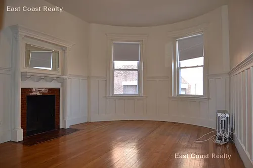 1788 Beacon St #6 Photo 1