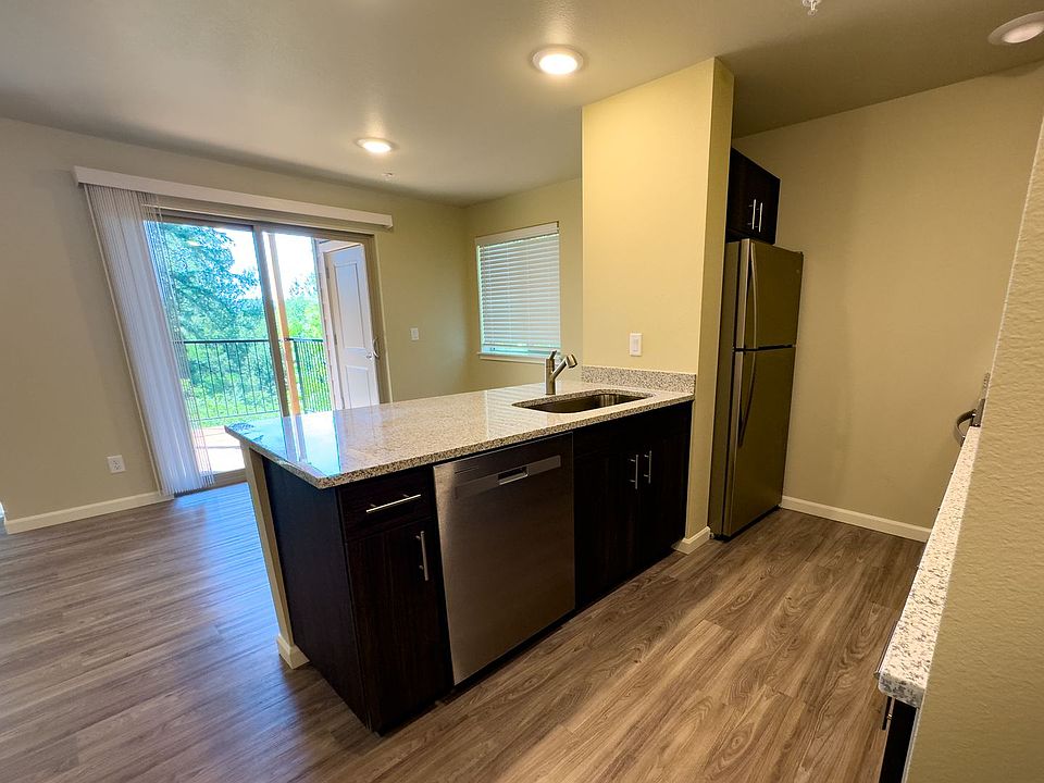 1st image of 1055 Schurman Dr S #1031-204