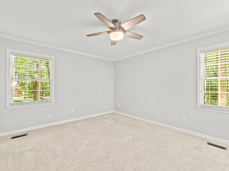 3921 Bamburgh Ln — Photo 23