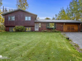 1201 N Pinecone Cir, Wasilla, AK 99654