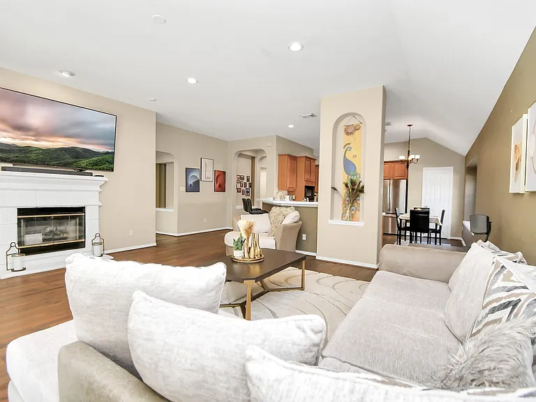 3506 Paluxy Cir — Photo 13