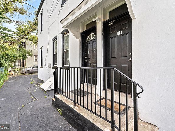 5th image of 156 Chestnut Ave