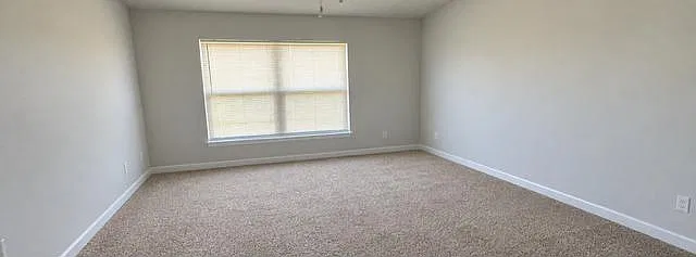 17926 Tingle Dr — Photo 3