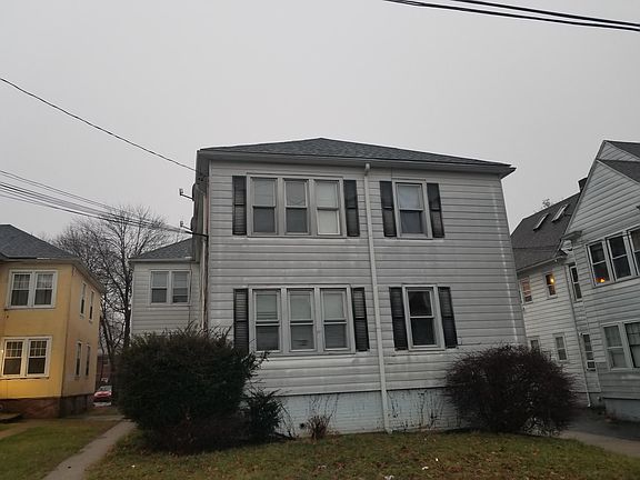 3rd image of 66 Anthony St #1R0
