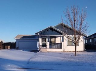 1669 Pathfinder Cir, Gillette, WY 82716