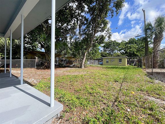 5th image of 1617 NW 7th Street