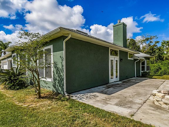 5th image of 6781 Beatrix Dr