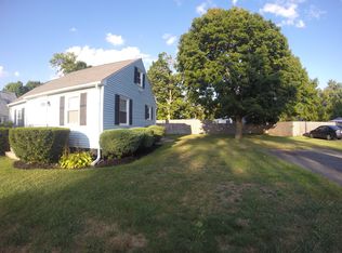 27 Health Ave, Springfield, MA 01119