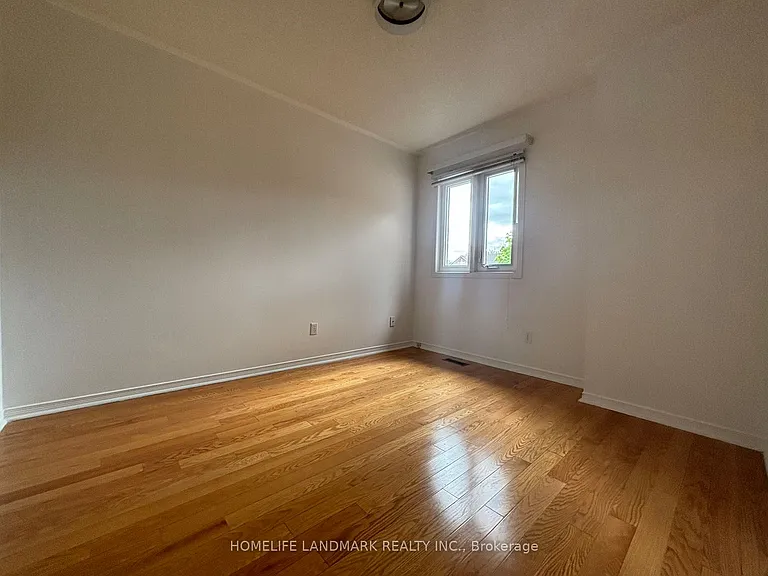 9 Baltic St — Photo 14
