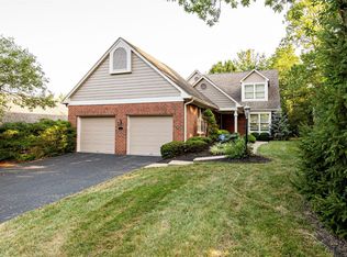 1 Coventry Ct, Loveland, OH 45140