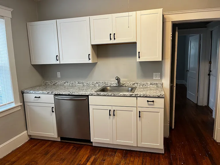 113 Sherwood St #1 — Photo 1