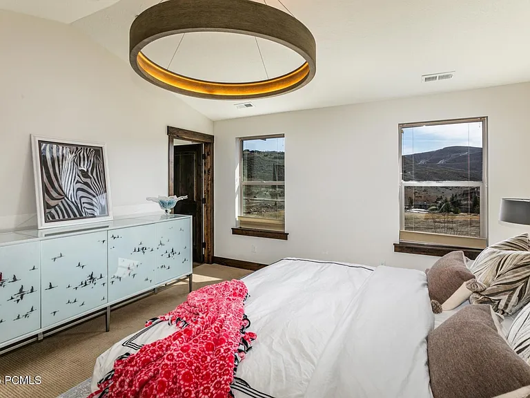 1018 W Abigail Dr — Photo 28