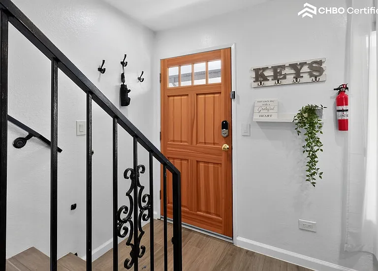 2296 Gaviota Ave #14 — Photo 7