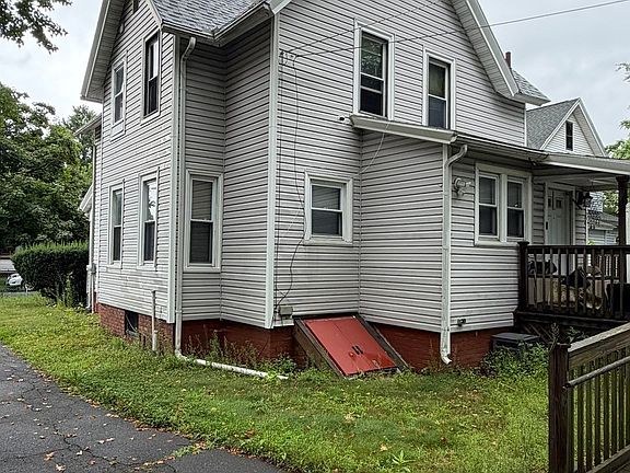 3rd image of 103 Greene St