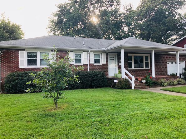 1221 Pascal Pl
