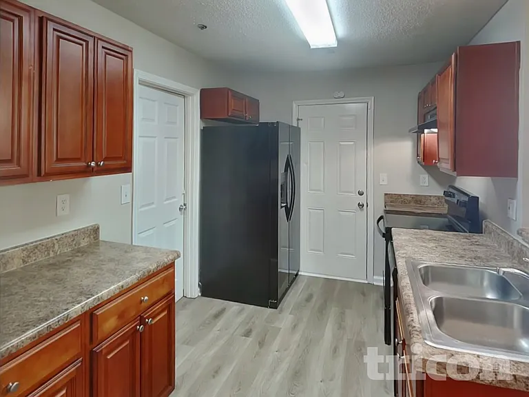 3634 Silver Springs Ct — Photo 6