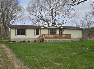 6201 Lakeshore Rd N, Deckerville, MI 48427