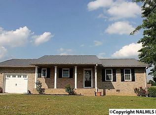 53 County Road 72, Fyffe, AL 35971