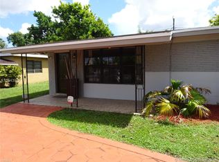 2631 Alcazar Dr, Hollywood, FL 33023