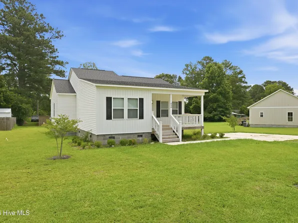 434 Fowle Street, Vanceboro, NC 28586