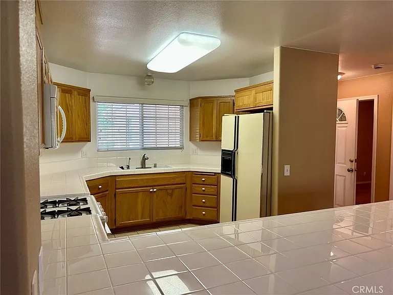 1509 Trinity Ct — Photo 12