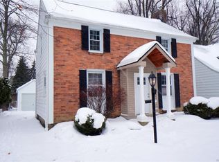 97 Yorktown Rd, Amherst, NY 14226