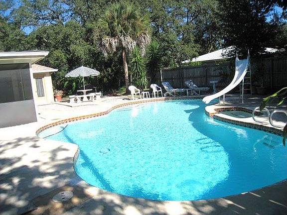 Pool/Patio
