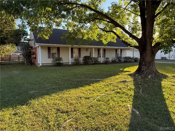 4151 Dalewood St, Northport, AL 35475