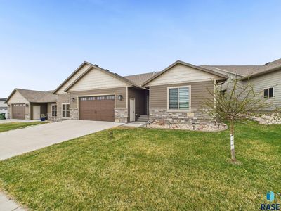 5107 E Cattail Dr, Sioux Falls, SD, 57110
