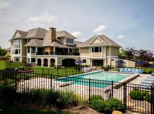 5885 Montreux Hills Dr NE, Ada, MI 49301