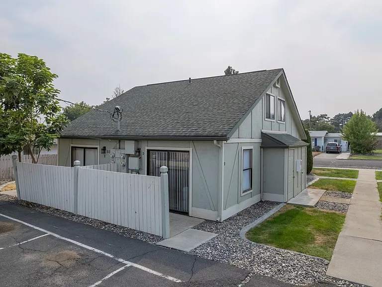 513 S Beech St #B — Photo 2