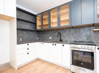 228 N 7th St UNIT 401, Brooklyn, NY 11211