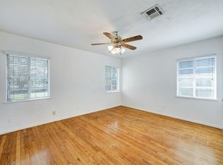 5511 Beekman Rd, Houston, TX 77021