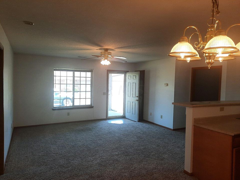 2600 Orchard Park, Zanesville, OH 43701 Zillow