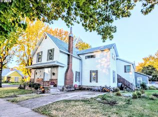 1802 3rd St, La Grande, OR 97850