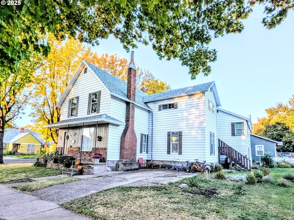 1802 3rd St, La Grande, OR 97850