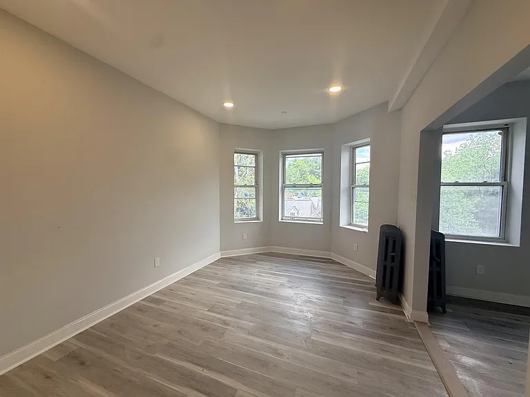 74 Kirkland St #31 — Photo 11