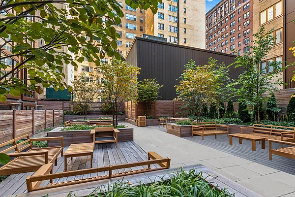 Sold by Compass | media 17