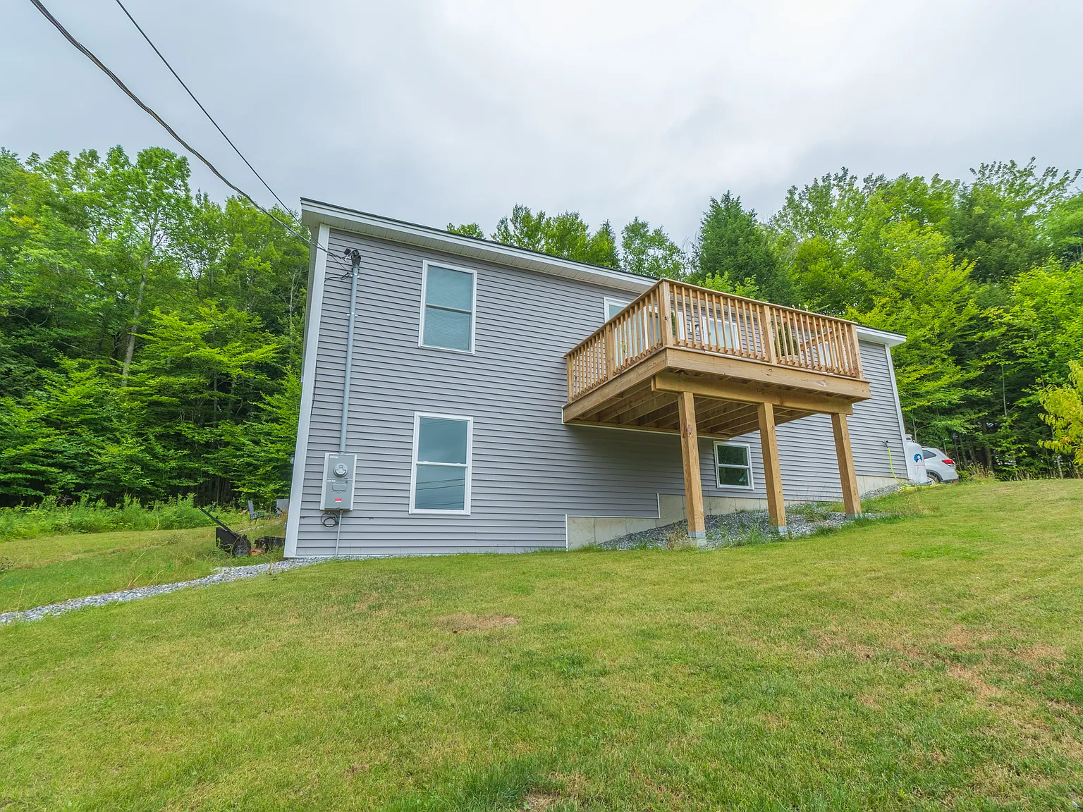 3 bed, 1300 sqft, $2,600 — Photo 3