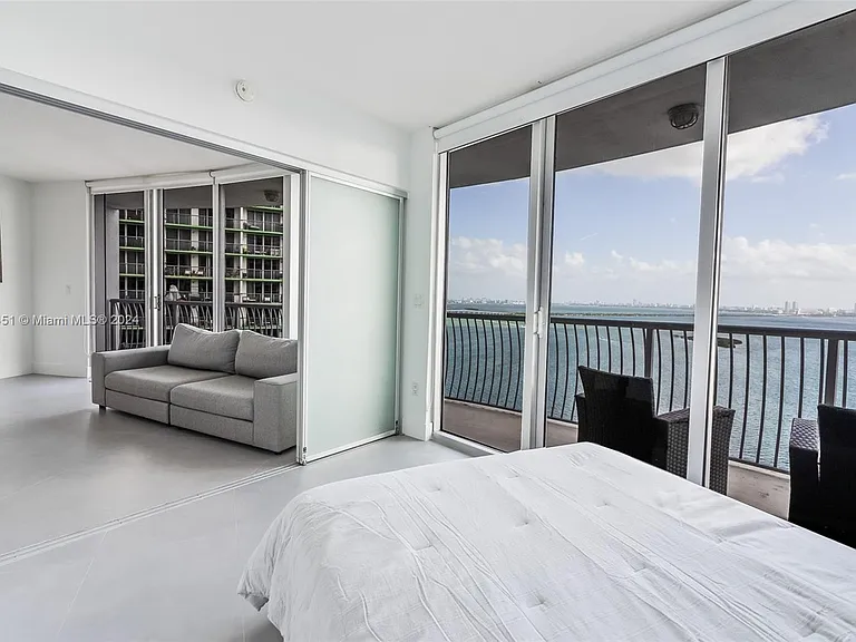 1750 N Bayshore Dr #3201 — Photo 25