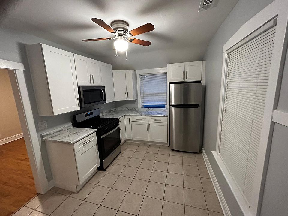 1st image of 5000 W Winona St Floor 2