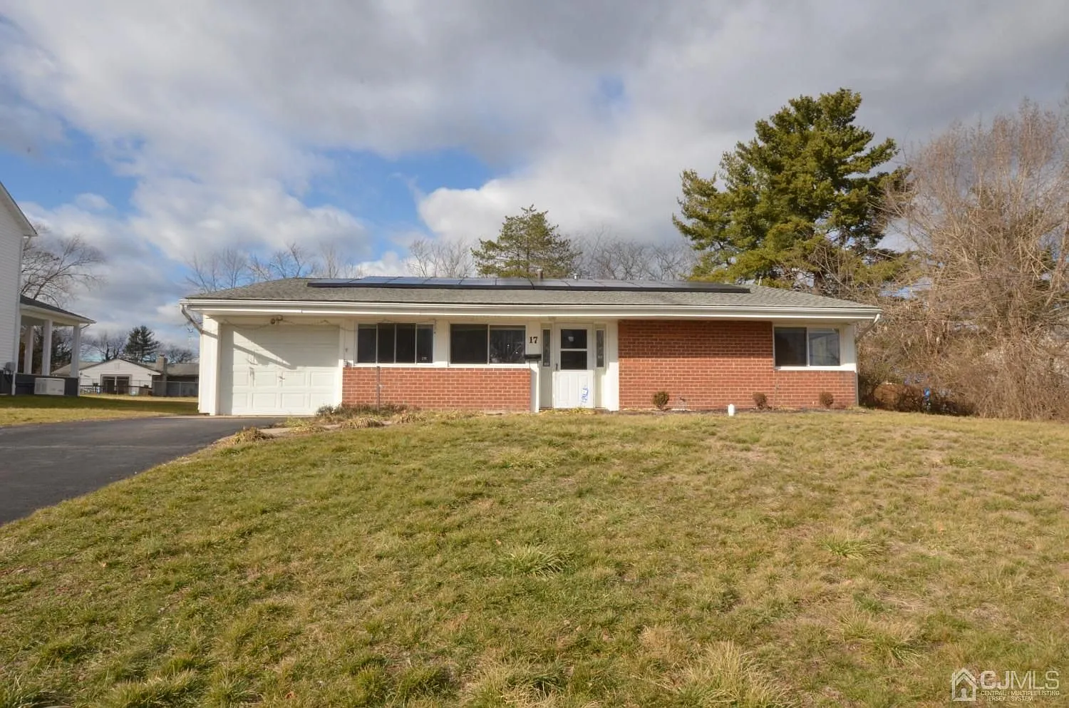 17 Newman Rd photo 1